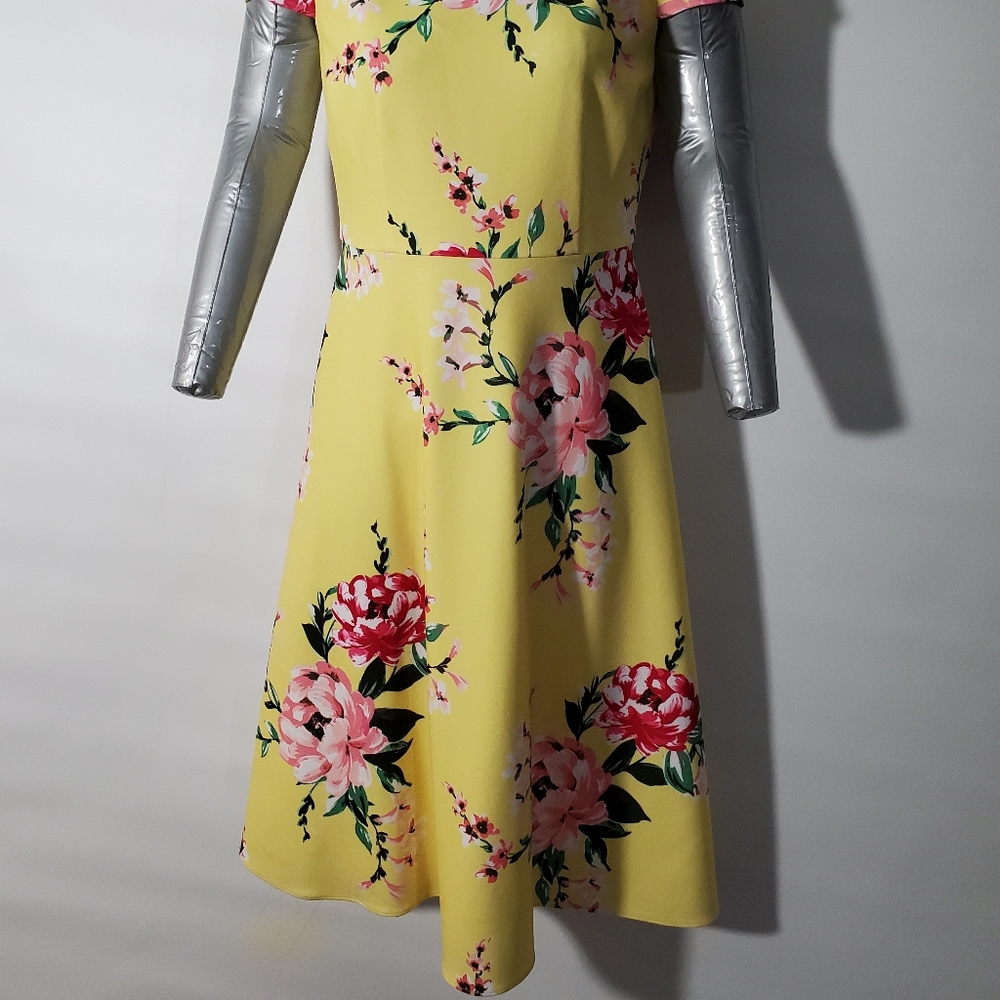 Preston and York short sleeve dress - Picture 4 of 4